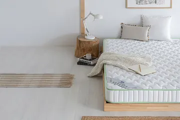 Colchón Ergonomic Sport en un dormitorio luminoso
